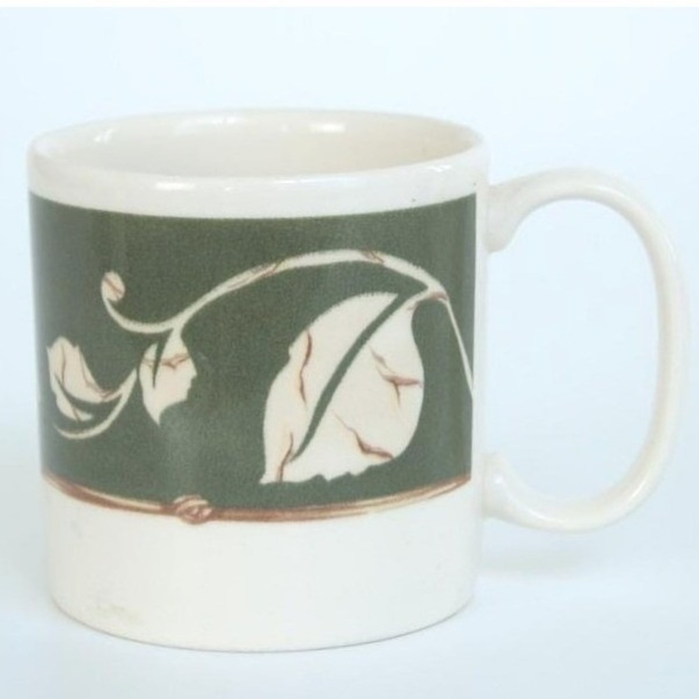 Wedgwood Home Amway Coffee Mug Leaf Floral Green Cream Made in England 1998